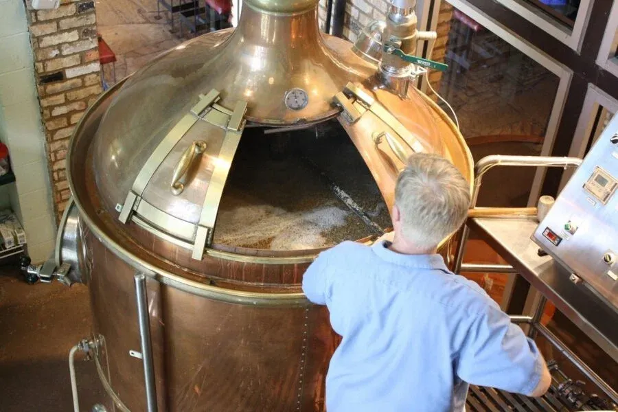 Brauereiführung im Alpirsbacher Klosterbräu